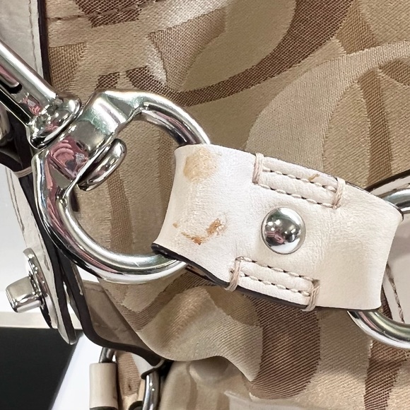 Coach signature beige tan Carly Bucket Purse optic white trim - Picture 11 of 15